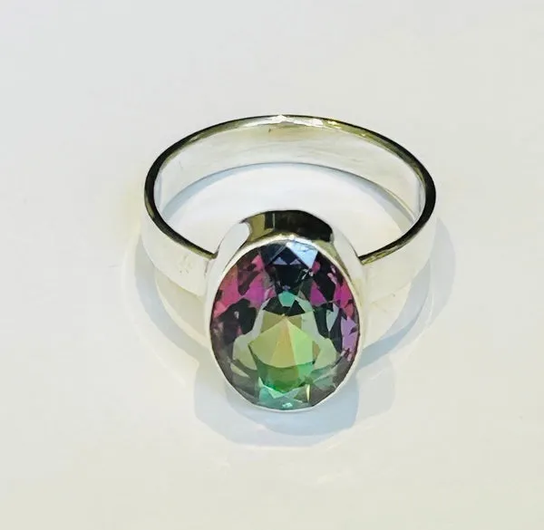 Alaskan Quartz Ring, Oval (PG83)