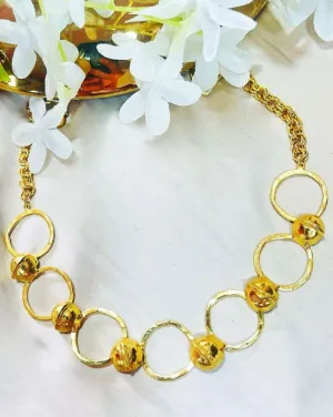 Circle Sheild Choker