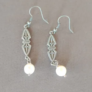 Dainty Pearl Earrings