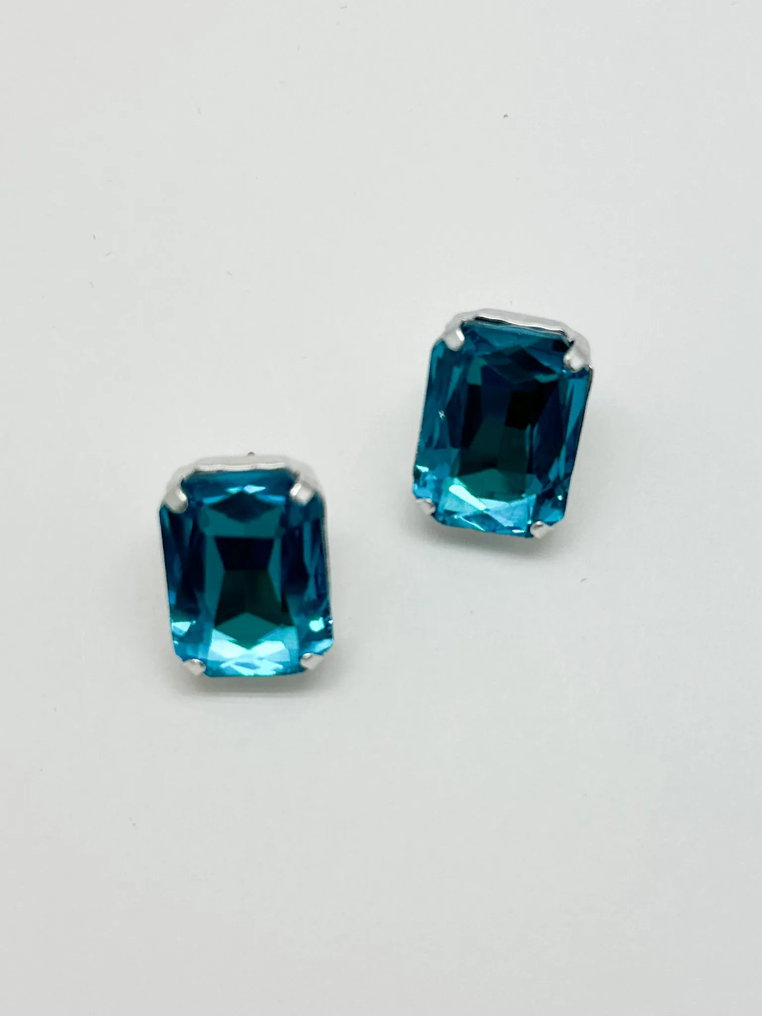 Jilliana Large Rectangular Studs - Turquoise