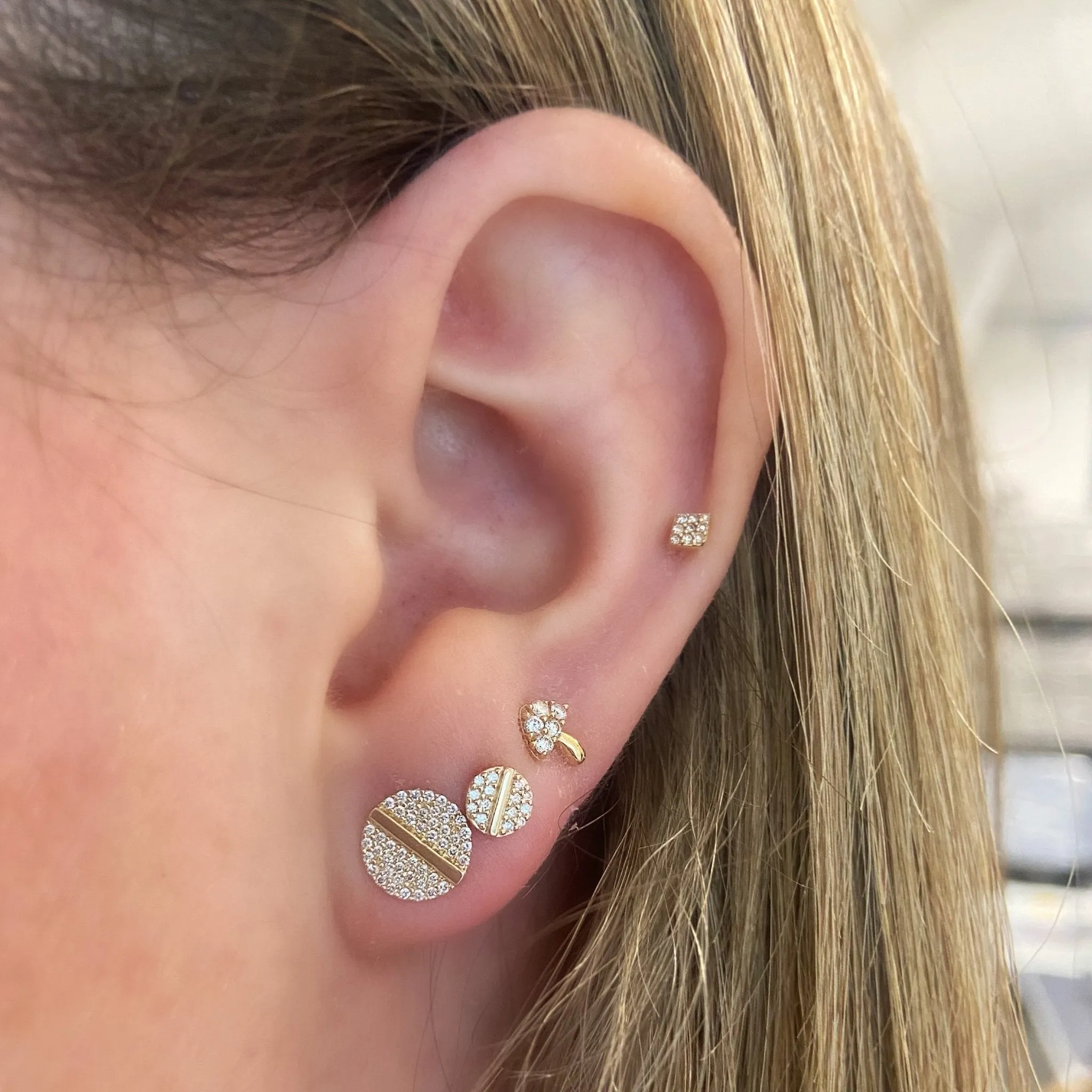 Pave Screw Studs