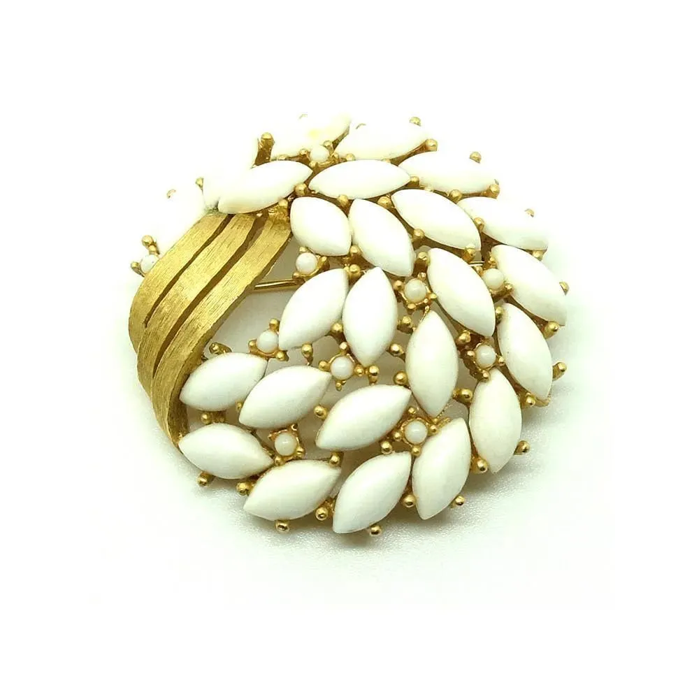 Vintage 1950s White Trifari Brooch Earring Set